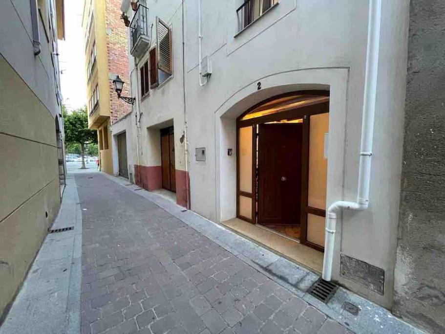 فيلا New! Renovated House With Terrace In كامبريلس المظهر الخارجي الصورة